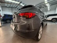 Usado Opel Astra Business 110 CV (80 kW) 2017 Gris / plata Berlina