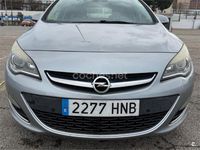Usado Opel Astra Excellence 110 CV (80 kW) 2012 Gris / plata Berlina