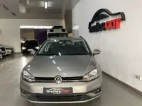 Usado VW Golf VII 116 CV (85 kW) 2019 Plateado Familiar