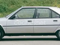 Usado Citroën BX 94 CV (69 kW) 1984 Gris / plata Utilitario
