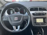 Usado Seat Altea XL Style 125 CV (91 kW) 2012 Gris / plata Monovolumen
