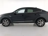 Usado Renault Arkana Zen 145 CV (106 kW) 2022 Negro sport SUV