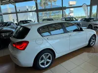 Usado BMW 118 150 CV (110 kW) 2016 Blanco Utilitario