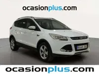 Usado Ford Kuga Trend 150 CV (110 kW) 2015 Blanco SUV