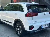 Usado Kia Niro 141 CV (103 kW) 2020 Blanco SUV