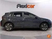 Usado Hyundai Bayon 84 CV (61 kW) 2023 Gris SUV