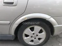 Usado Opel Astra Edition 100 CV (73 kW) 2003 Gris / plata Berlina