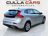 Usado Volvo V40 Kinetic 115 CV (84 kW) 2015 Gris / plata Berlina