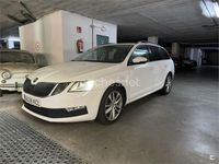 Usado Skoda Octavia Style 150 CV (110 kW) 2017 Blanco Familiar
