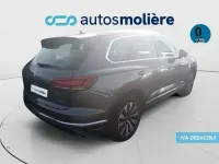 Usado VW Touareg Elegance 381 CV (280 kW) 2021 Gris SUV