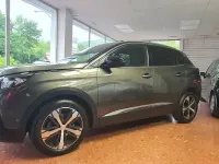 Usado Peugeot 3008 GT-line 130 CV (95 kW) 2019 Verde SUV