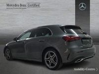 Usado Mercedes A180 AMG line 136 CV (100 kW) 2024 Gris montaña