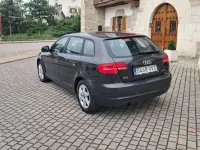 Usado Audi A3 Sportback Attraction 105 CV (77 kW) 2010 Utilitario