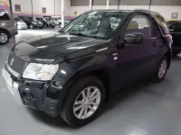 Usado Suzuki Grand Vitara 129 CV (94 kW) 2009 Negro SUV