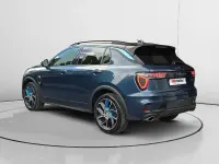 Begagnad Lynk & Co 01 261 HK (191 kW) 2022 Blå SUV