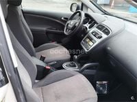 Usado Seat Altea Style 105 CV (77 kW) 2011 Blanco Monovolumen