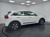 Usado Kia Niro 141 CV (103 kW) 2020 Blanco SUV