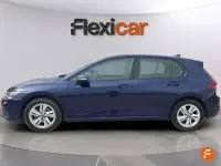 Usado VW Golf VIII 110 CV (80 kW) 2021 Azul Berlina