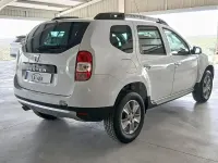 Usado Dacia Duster Ambiance 109 CV (80 kW) 2015 Blanco SUV
