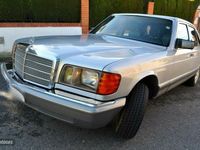 Usado Mercedes 300 Elegance 122 CV (89 kW) 1983 Plateado Berlina