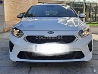 Usado Kia Ceed 115 CV (84 kW) 2019 Blanco Utilitario