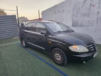 Usado SsangYong Rodius 165 CV (121 kW) 2007 Negro Monovolumen