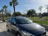 Usado Mazda 2 Style 90 CV (66 kW) 2017 Negro Berlina