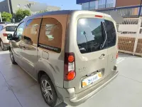 Usado Citroën Berlingo Feel 120 CV (88 kW) 2017 Gris Monovolumen