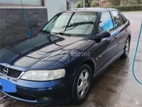 Usado Opel Vectra 100 CV (73 kW) 2000 Azul Berlina