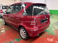 Usado Mercedes A170 Elegance 95 CV (69 kW) 2003 Rojo Monovolumen