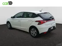 Usado Hyundai i20 100 CV (73 kW) 2021 Blanco Utilitario