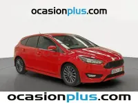 Usado Ford Focus ST-Line 125 CV (91 kW) 2017 Rojo Berlina