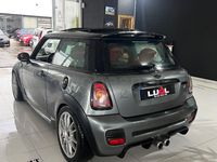 Usado Mini Cooper S 175 HP (128 kW) 2008 Cinzento Citadino