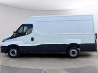 Usado Iveco Daily 156 CV (114 kW) 2023 Blanco Berlina