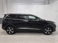 Usado Peugeot 5008 GT 131 CV (96 kW) 2023 Negro SUV