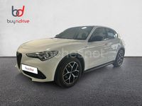Usado Alfa Romeo Stelvio Sprint 190 CV (139 kW) 2021 Blanco SUV