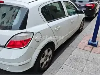 Usado Opel Astra Enjoy 100 CV (73 kW) 2006 Blanco Berlina