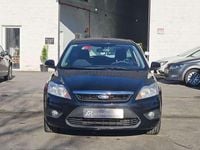Usado Ford Focus Trend 109 CV (80 kW) 2010 Negro Familiar