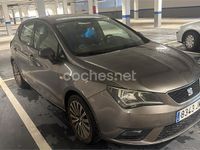 Usado Seat Ibiza CONNECT 90 CV (66 kW) 2016 Gris / plata Berlina