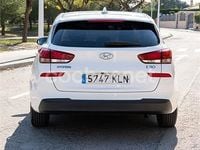 Begagnad Hyundai i30 120 HK (88 kW) 2018 Vit Kombi