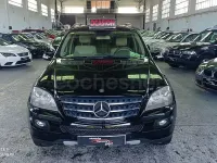 Usado Mercedes ML320 224 CV (164 kW) 2006 Negro SUV