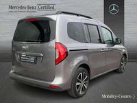 Usado Mercedes 180 Progressive 2023 Gris Berlina