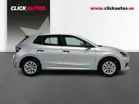 Käytetty Skoda Fabia Essence 95 HP (69 kW) 2025 Harmaa Viistoperä