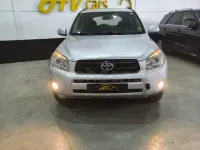 Usado Toyota RAV4 Executive 136 CV (100 kW) 2007 Gris / plata SUV