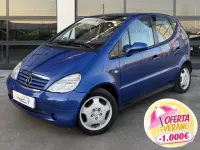 Usado Mercedes A170 90 CV (66 kW) 1999 Azul Utilitario