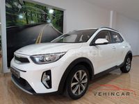 Usado Kia Stonic 100 CV (73 kW) 2022 Blanco SUV