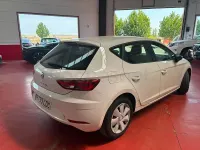 Usado Seat Leon Style 115 CV (84 kW) 2020 Blanco Berlina
