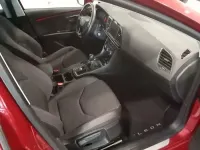 Usado Seat Leon FR 130 CV (95 kW) 2019 Rojo