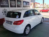 Usado Mercedes B200 136 CV (100 kW) 2013 Blanco Utilitario