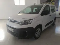 Usado Citroën Berlingo Live 102 CV (75 kW) 2023 Blanco Monovolumen